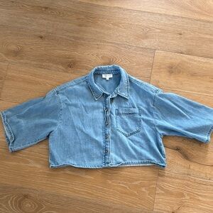 Vestique Light Blue women’s Button-Down Shirt